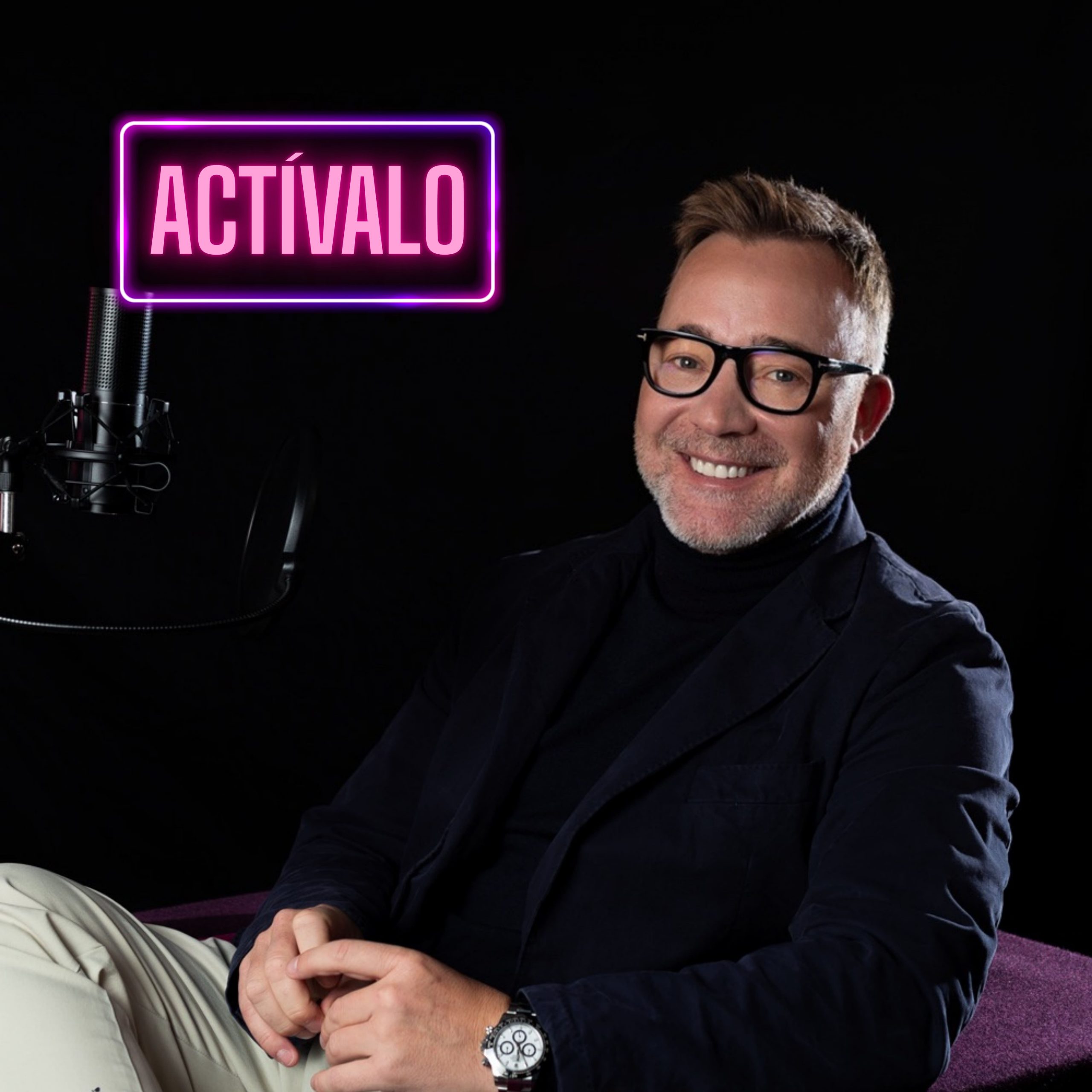 José María Lucena CEO grupoSky durante grabación de podcast Actívalo