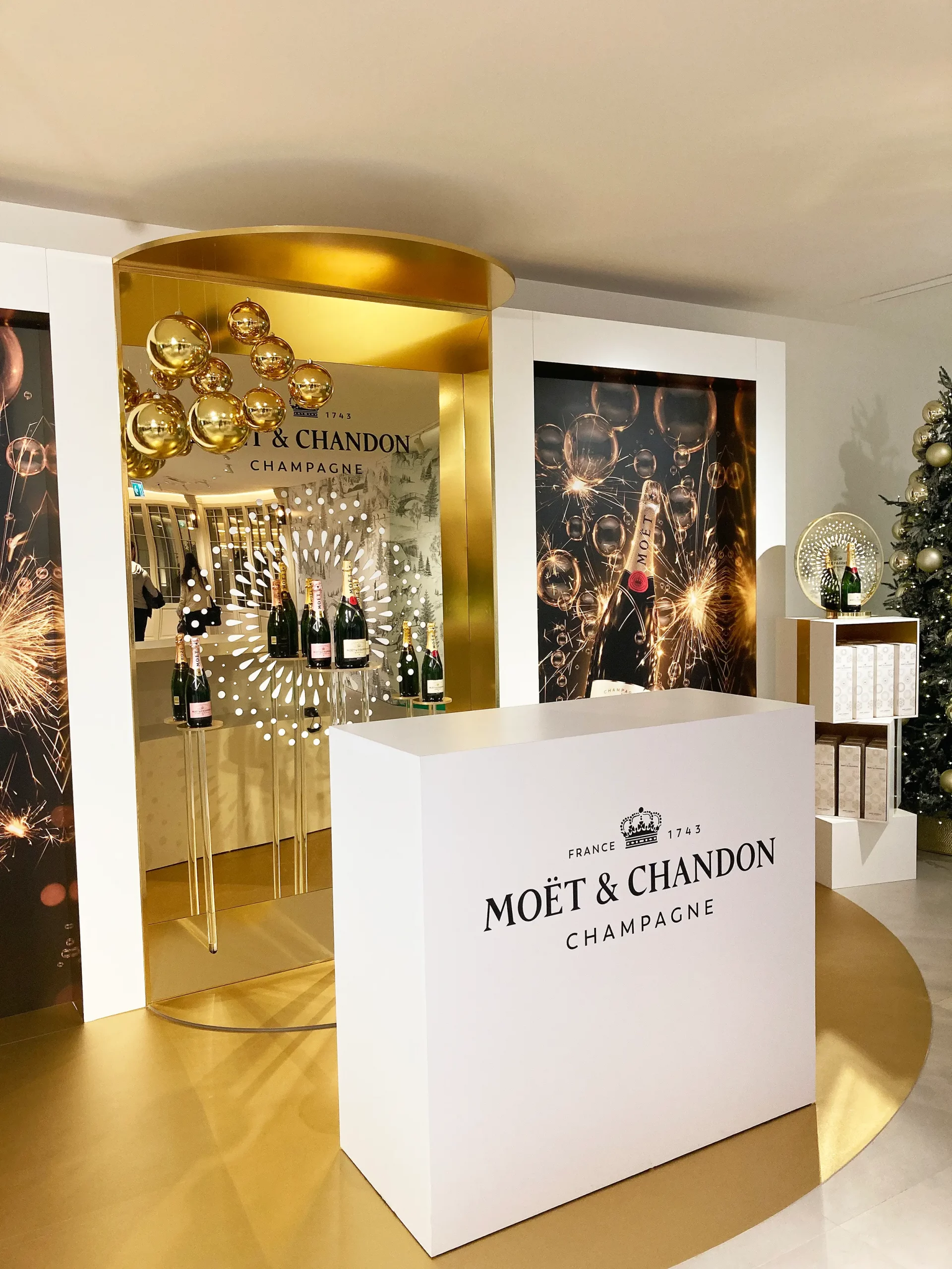 Retail Marketing Moet scaled