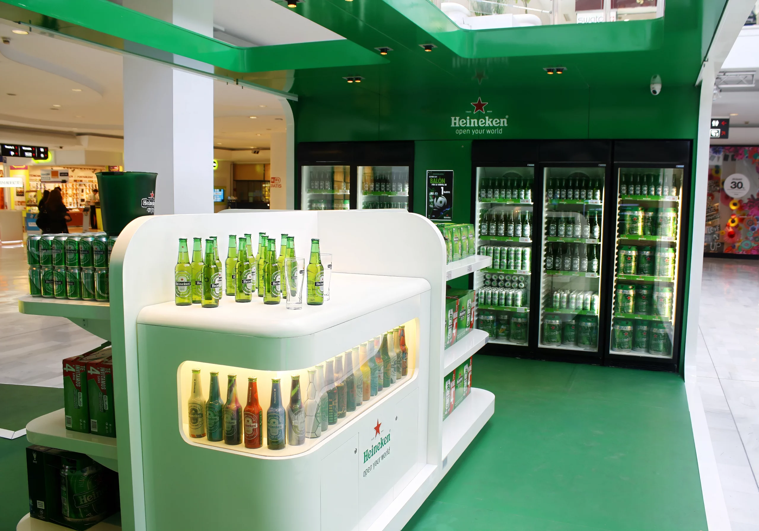 Retail Heineken scaled